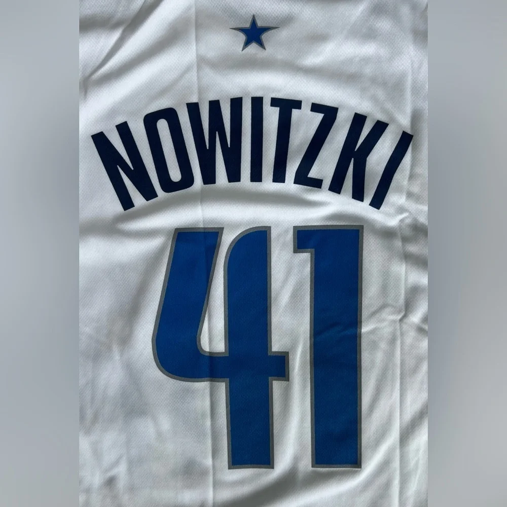 Dirk Nowitzki Dallas Mavericks New (NWT) Adidas Basketball Jersey